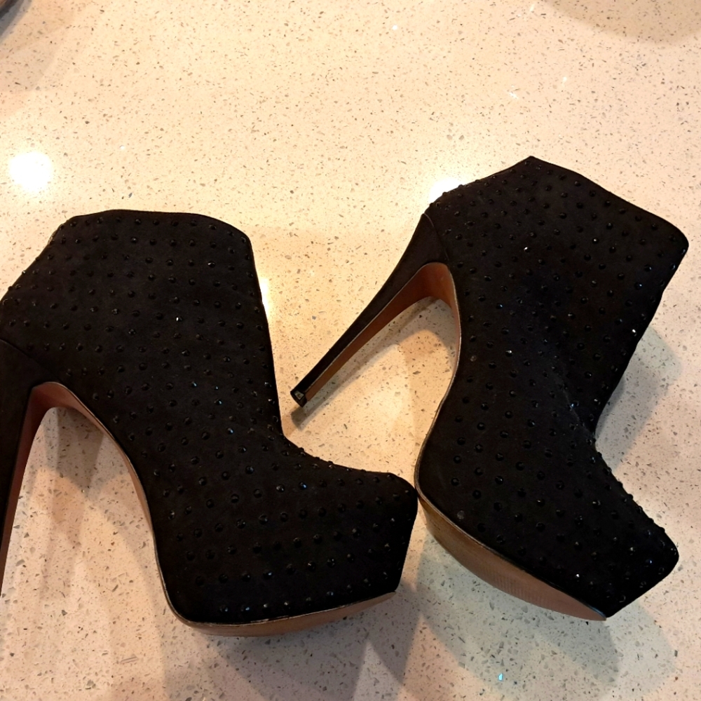 Wild Pair Elegant Black Women's Ankle Boots